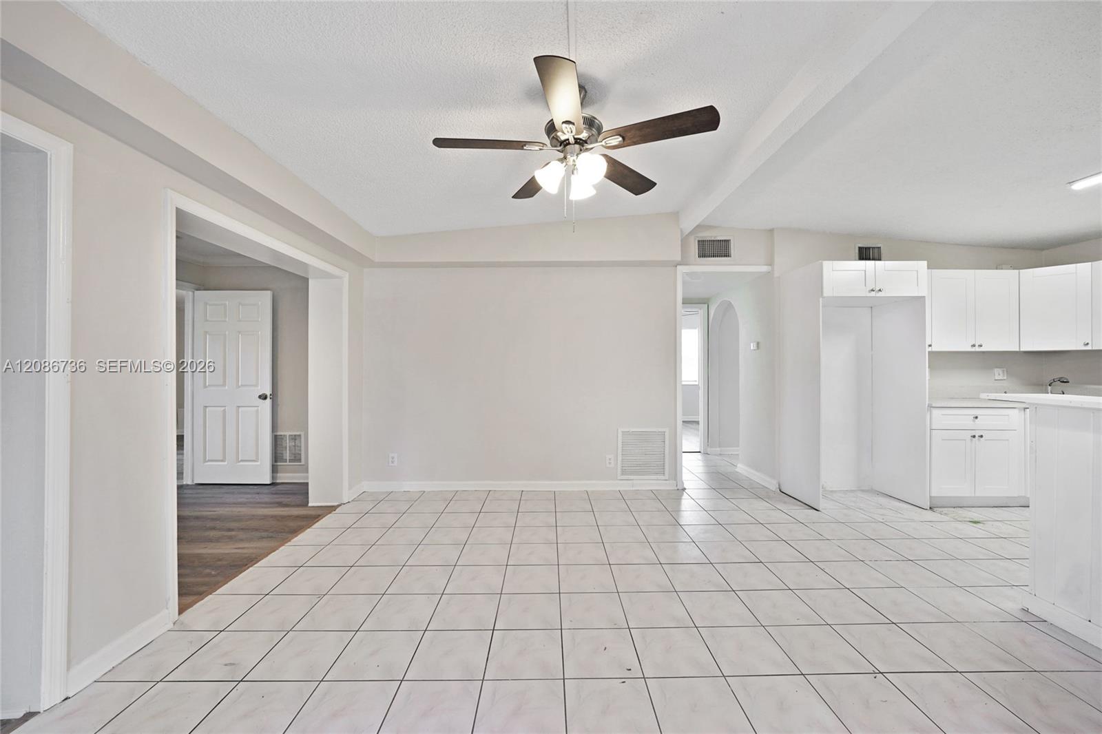 5618 Cinnamon Drive