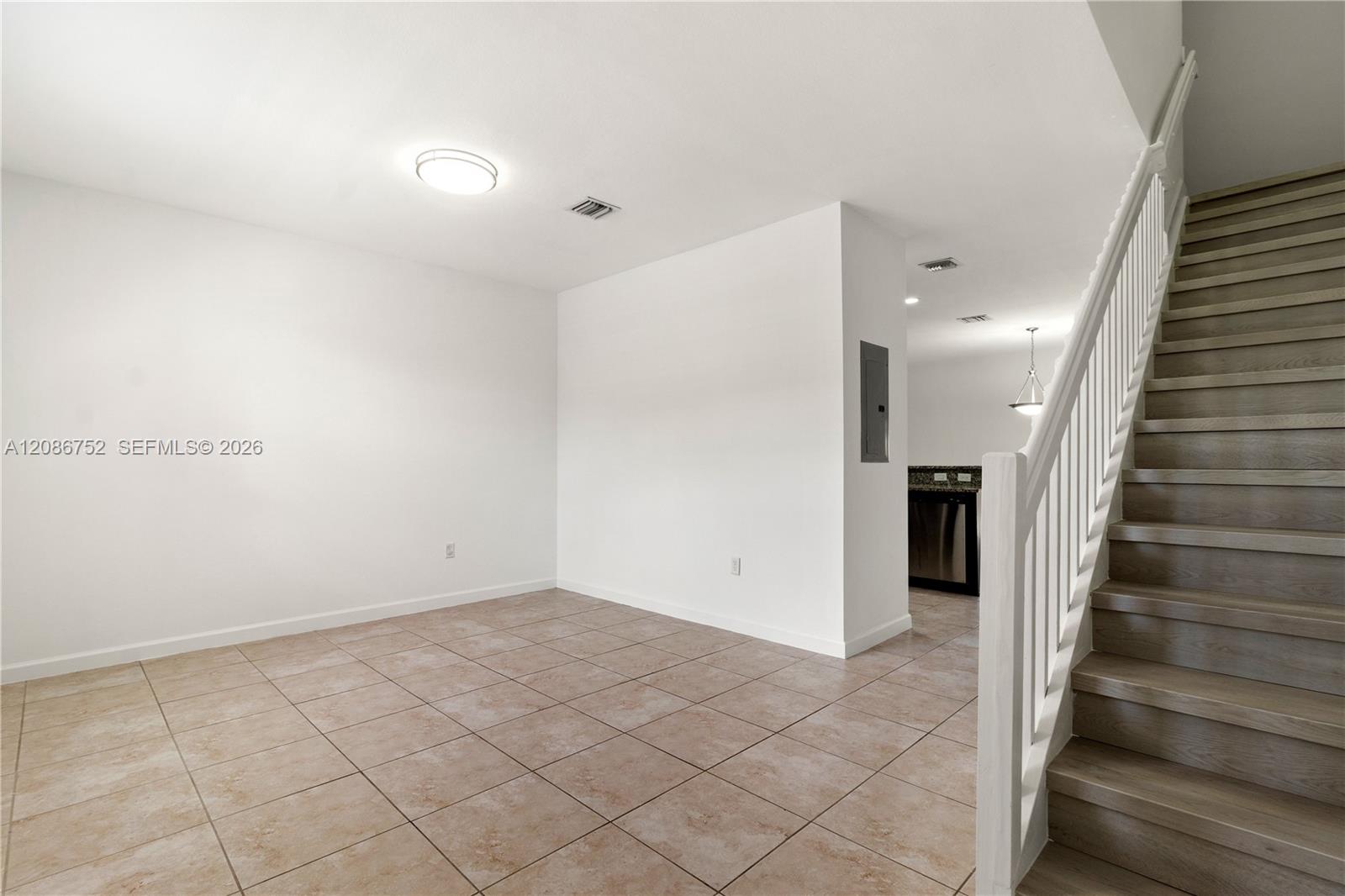 3217 SE 4th Street