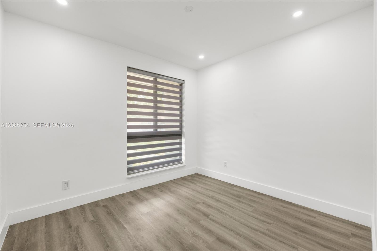 8253 W 14th Court