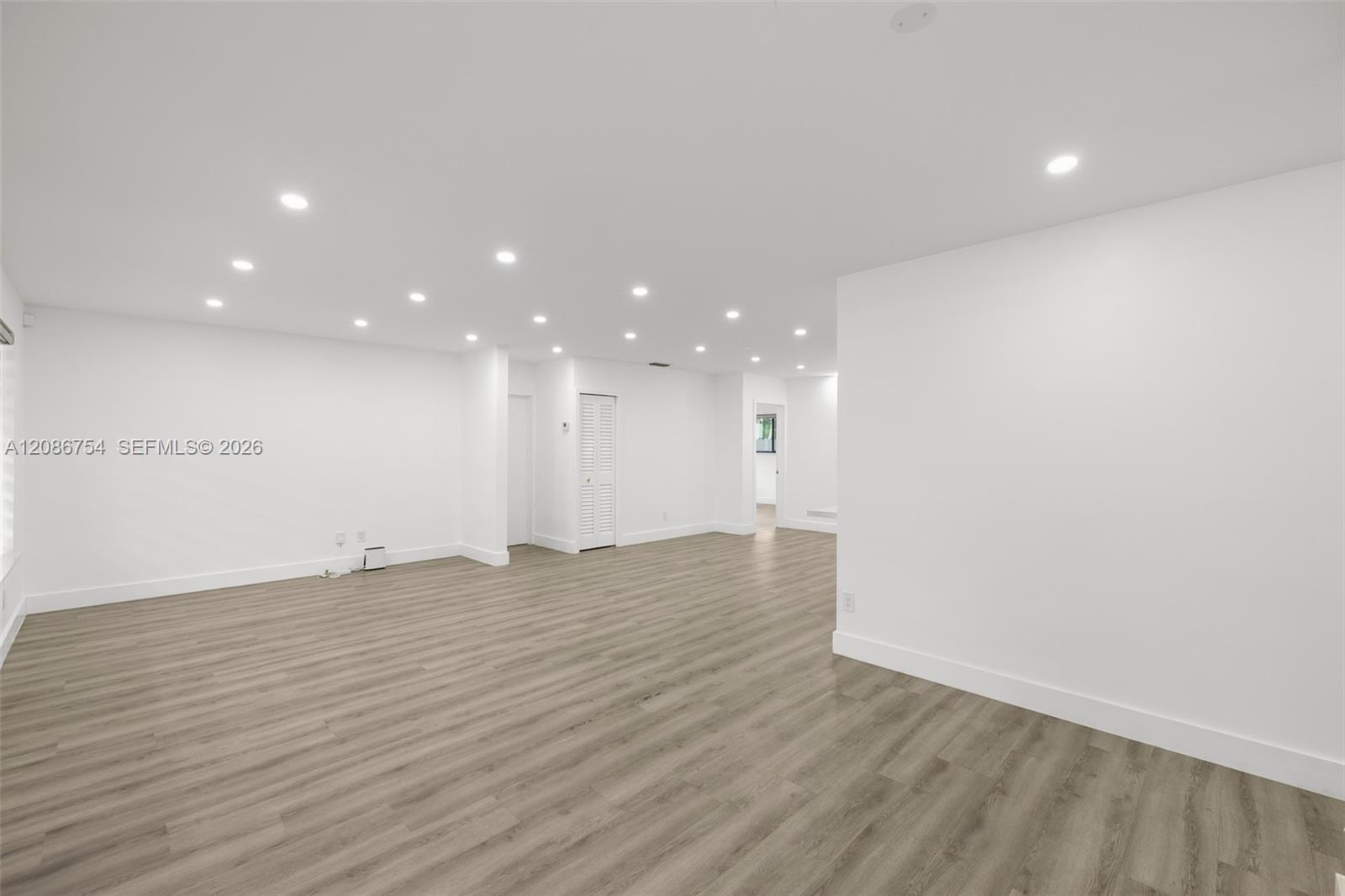 8253 W 14th Court