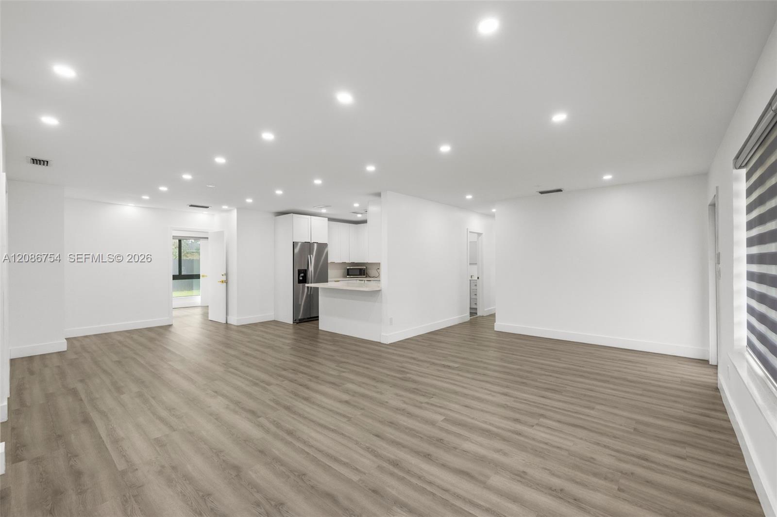8253 W 14th Court