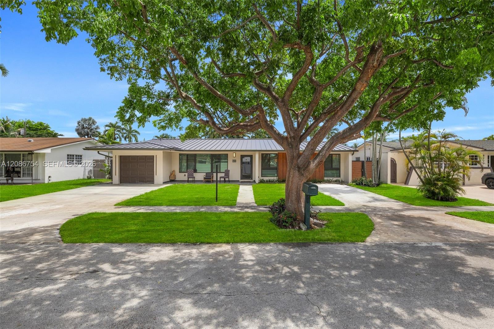 8253 W 14th Court
