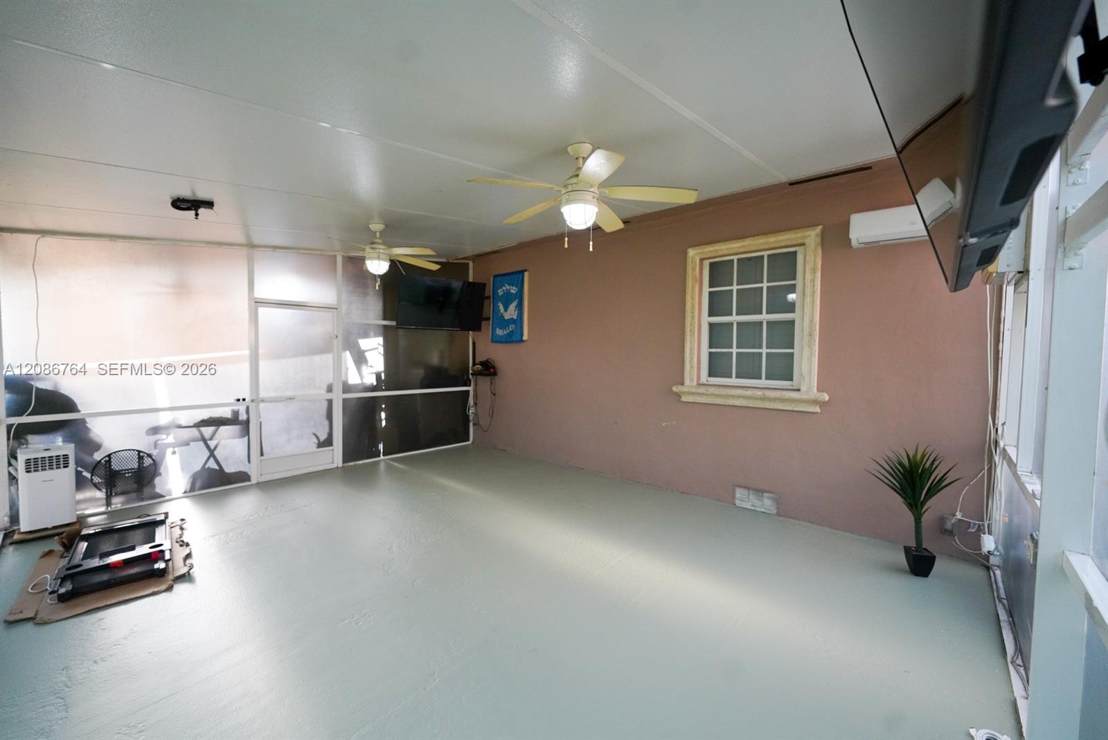 358 E 45th Street