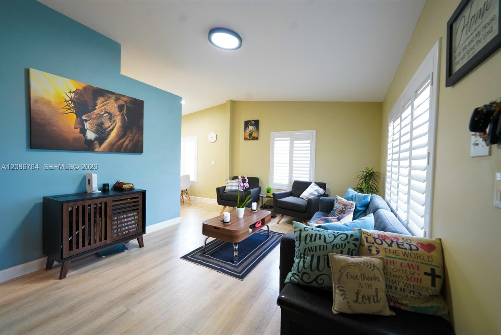 358 E 45th Street