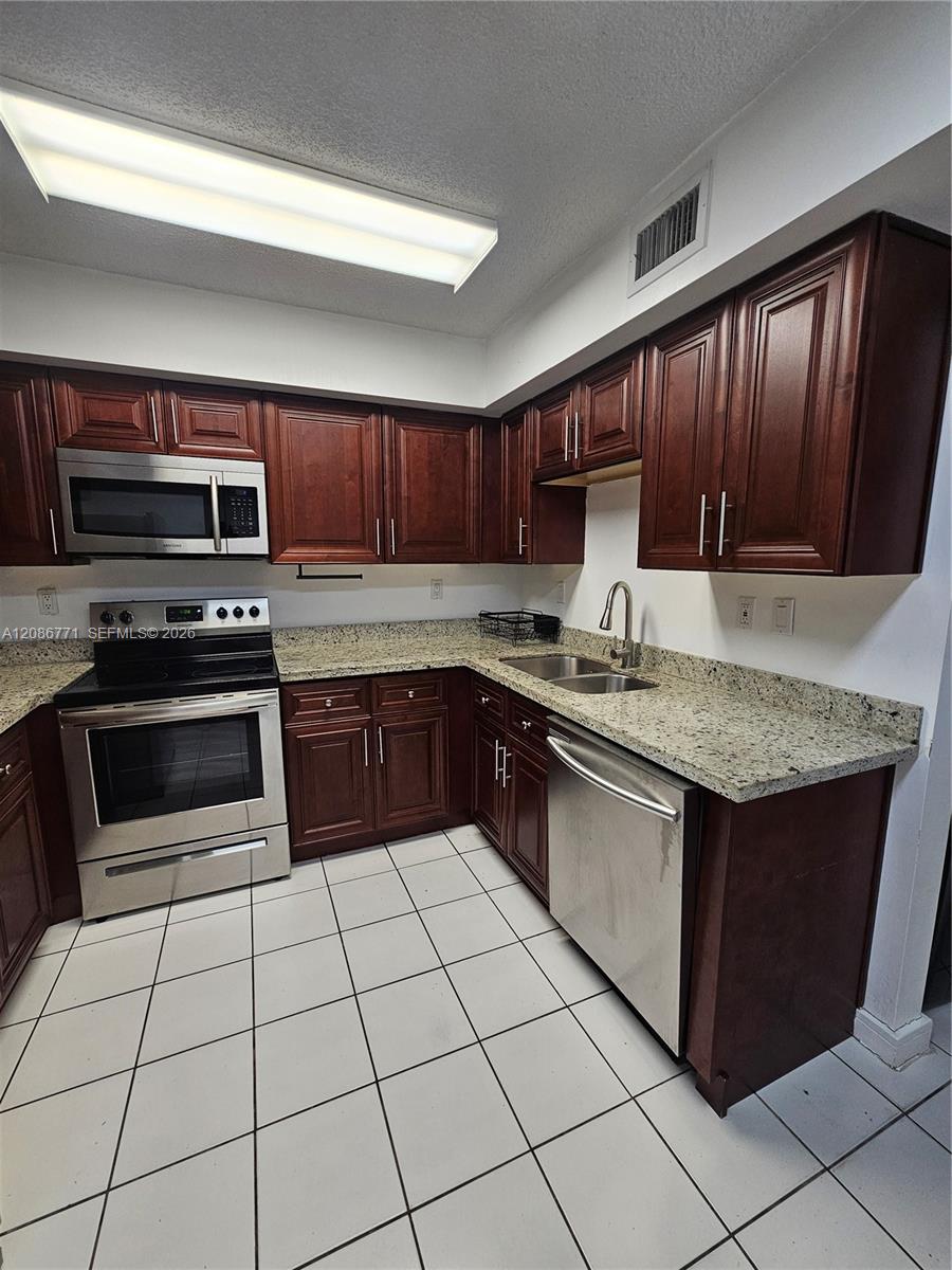 15385 SW 76th Terrace