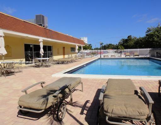 1800 Sans Souci Boulevard