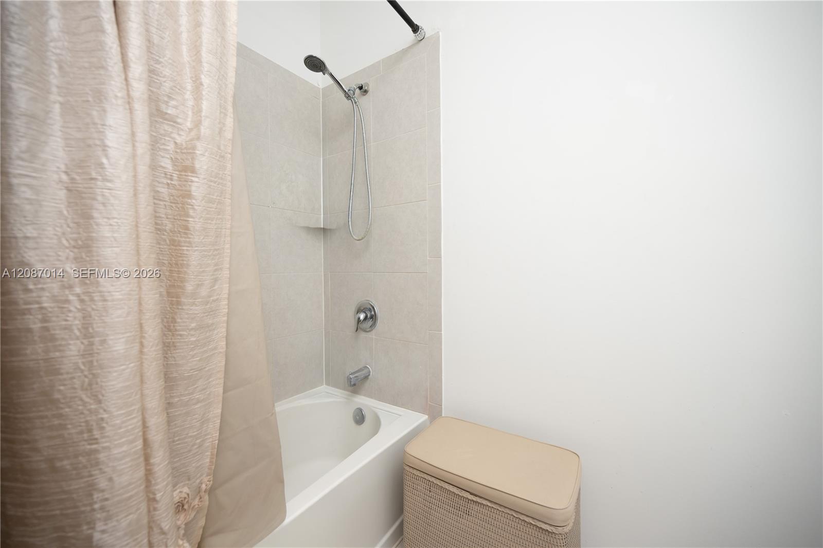 1231 SE 27th Terrace