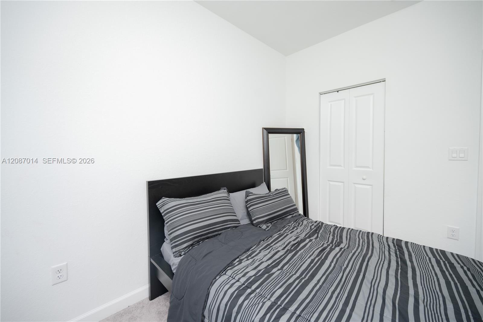 1231 SE 27th Terrace