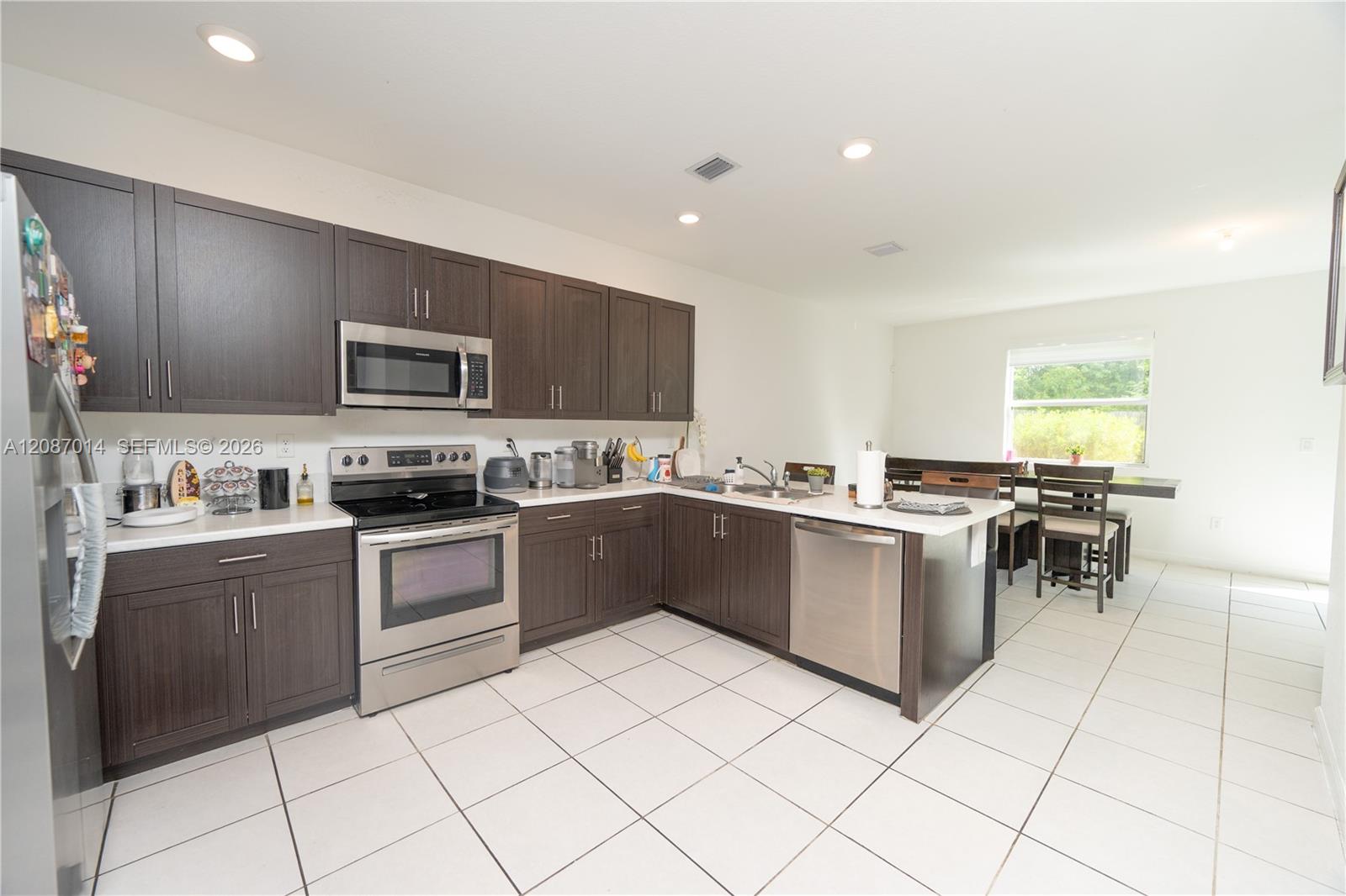 1231 SE 27th Terrace