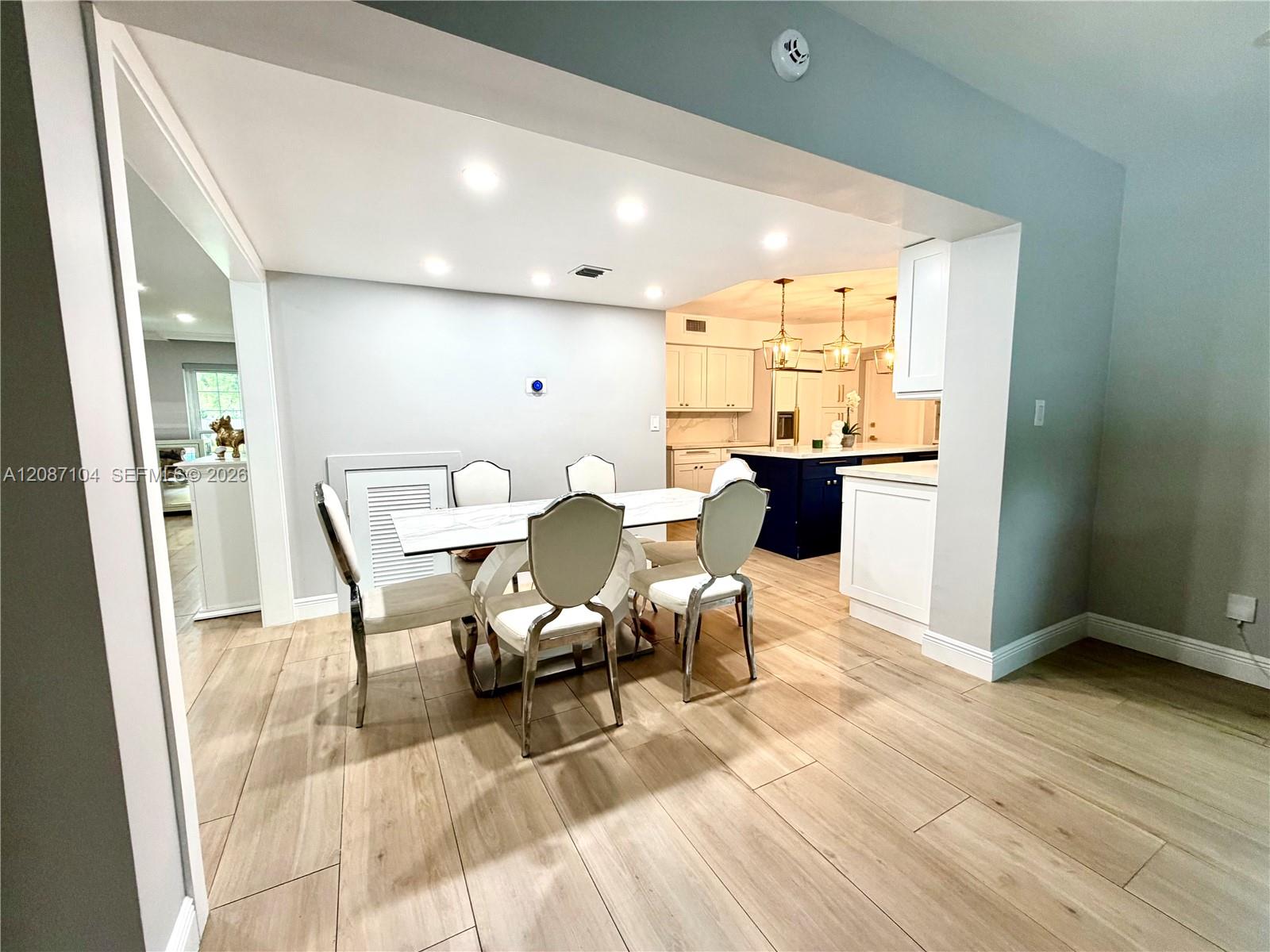 580 NW 66th Avenue