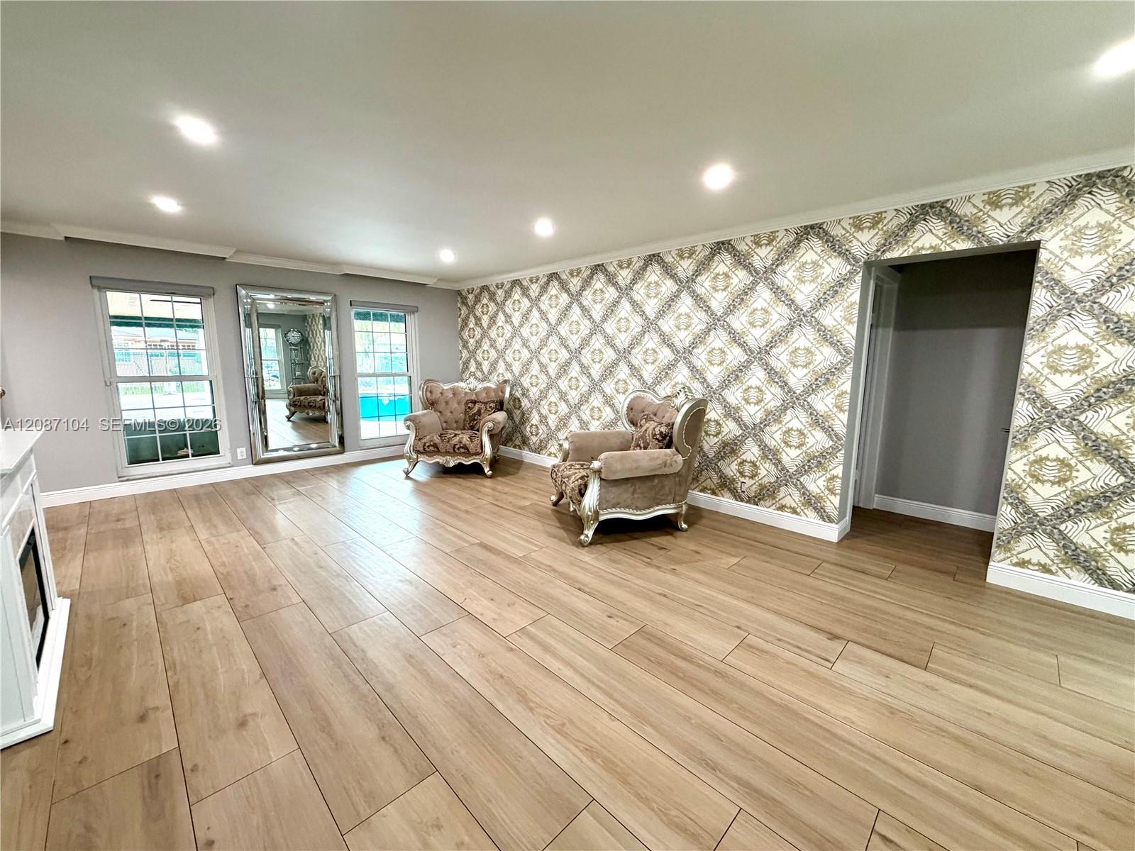 580 NW 66th Avenue