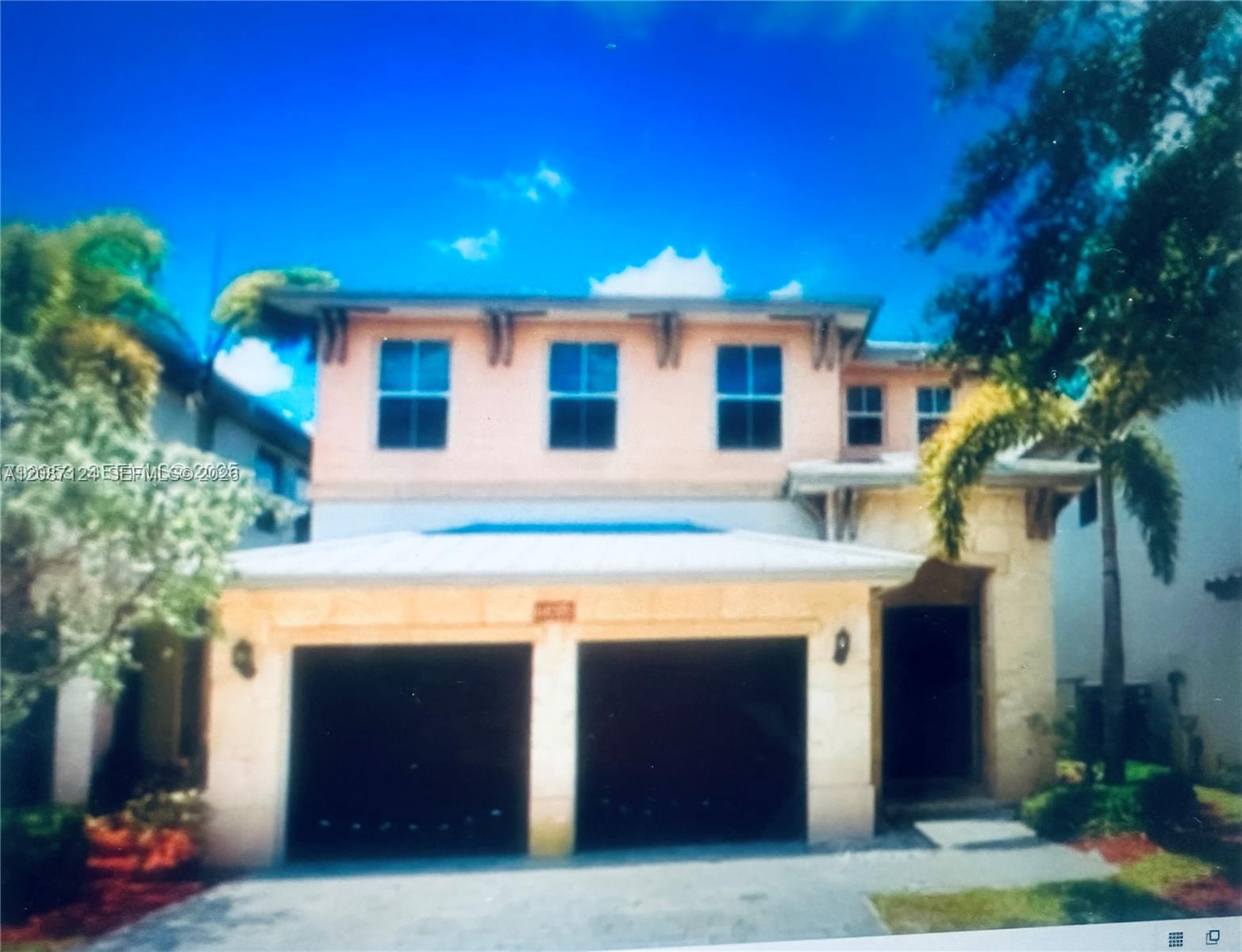 10464 NW 70th Lane