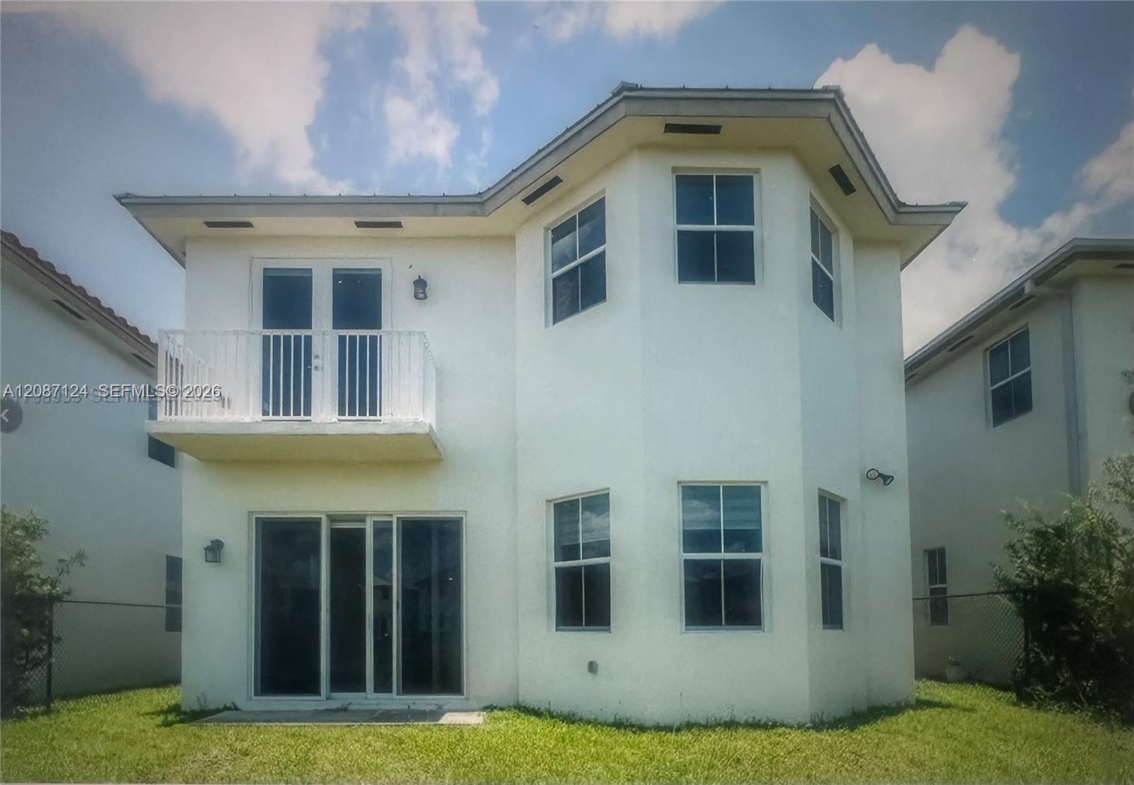 10464 NW 70th Lane