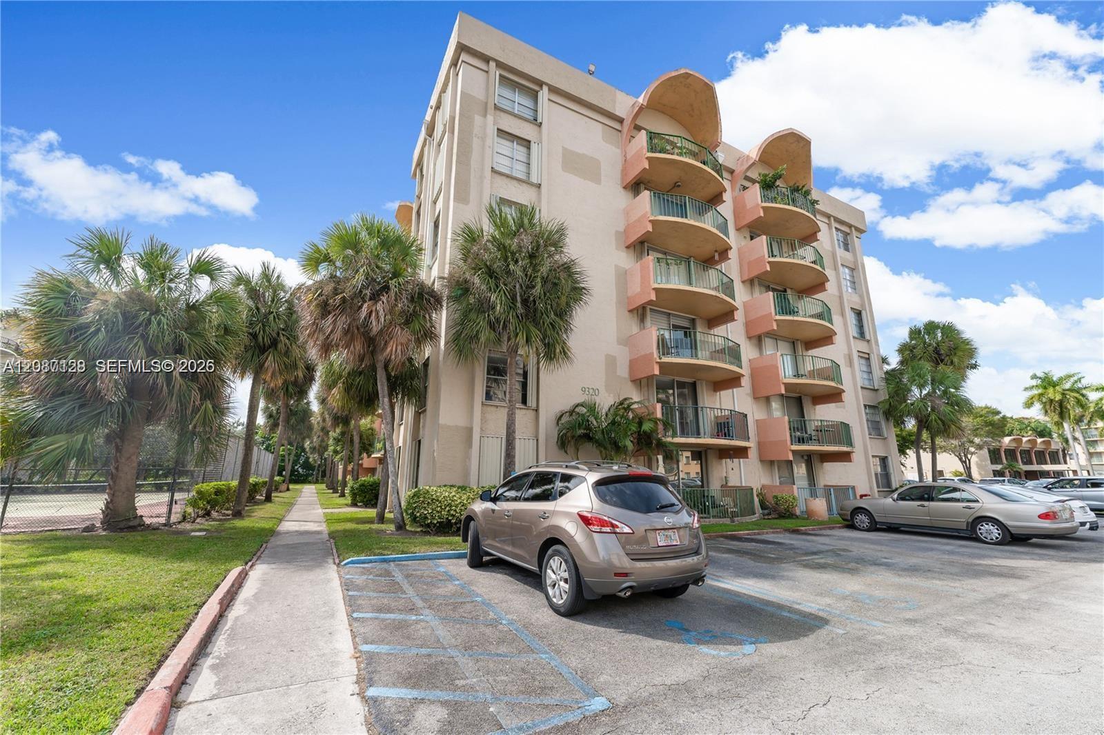 9310 Fontainebleau Boulevard
