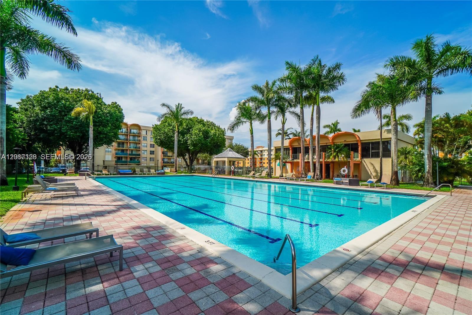 9310 Fontainebleau Boulevard