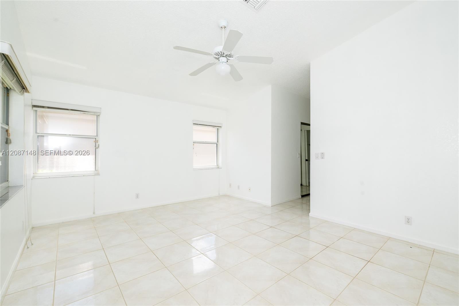 9706 Harbour Lake Circle gallery image #13