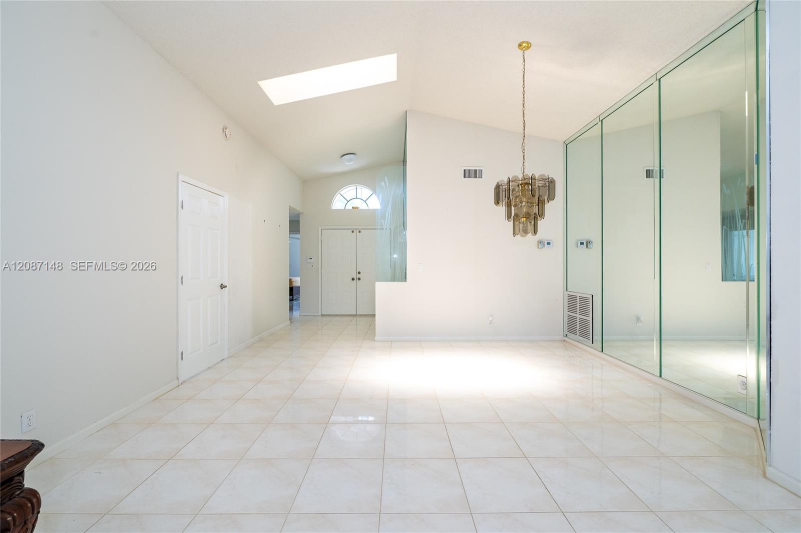 9706 Harbour Lake Circle gallery image #4