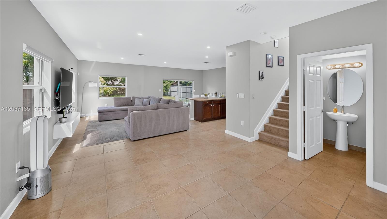 278 SE 31st Terrace