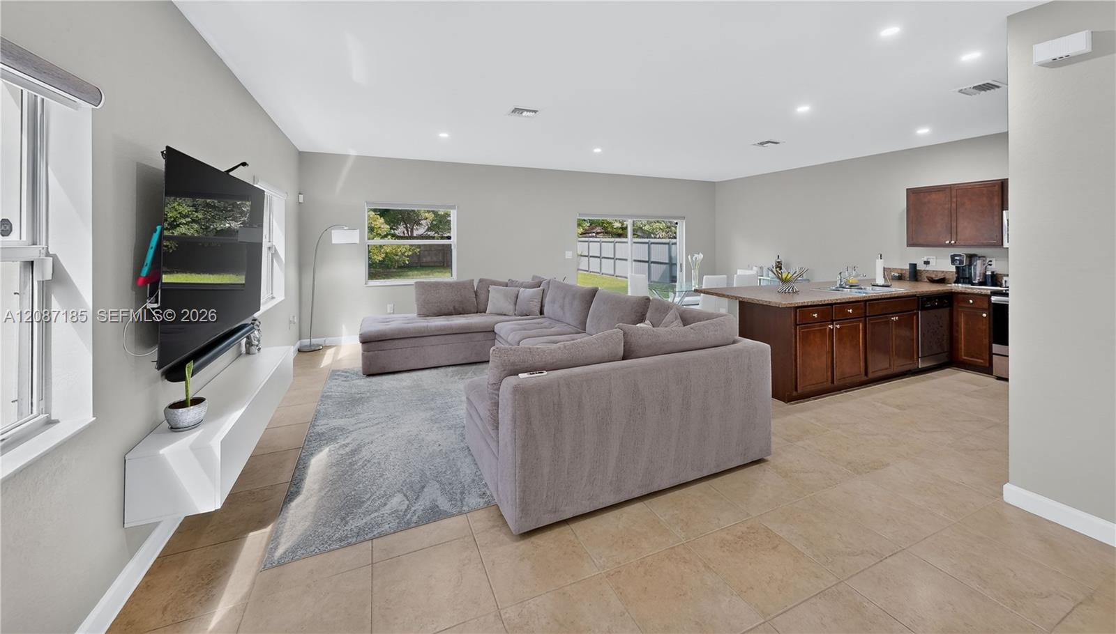 278 SE 31st Terrace