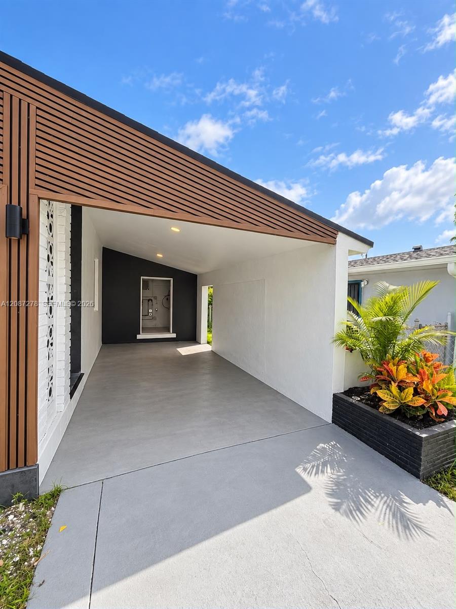 940 NW 67th Street