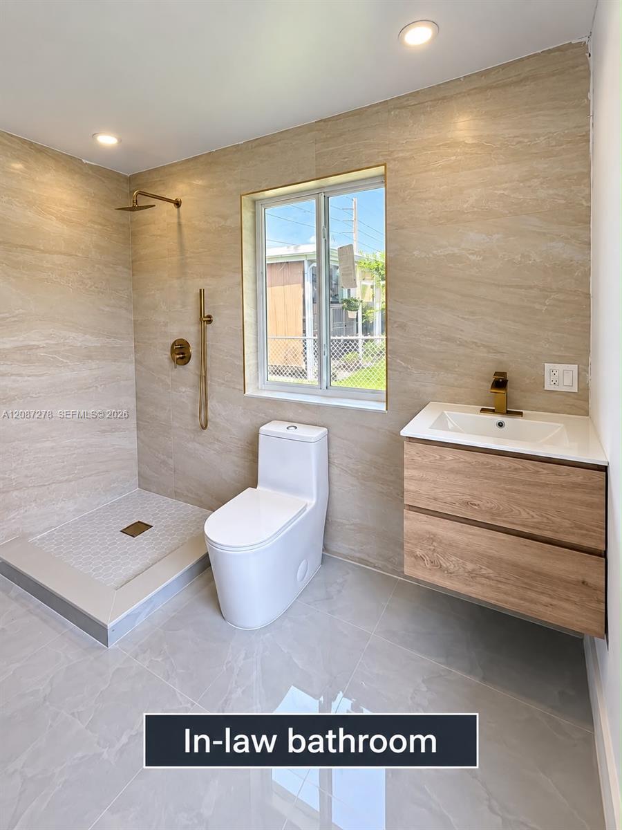 940 NW 67th Street