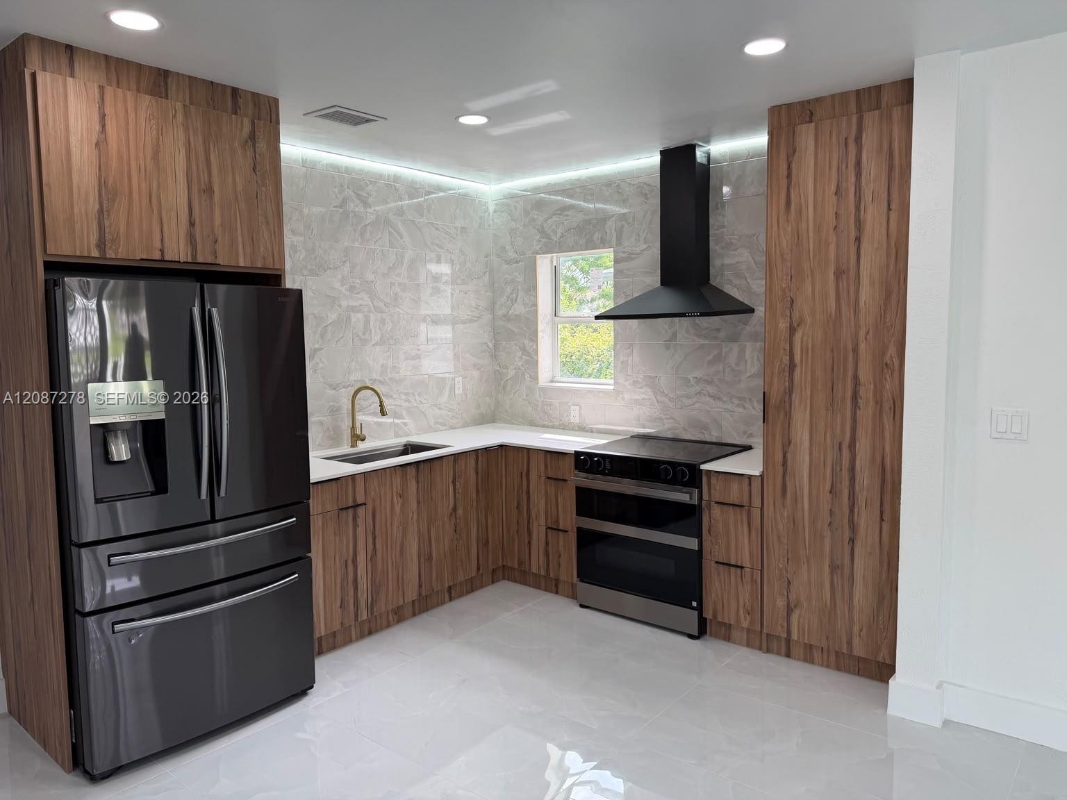 940 NW 67th Street