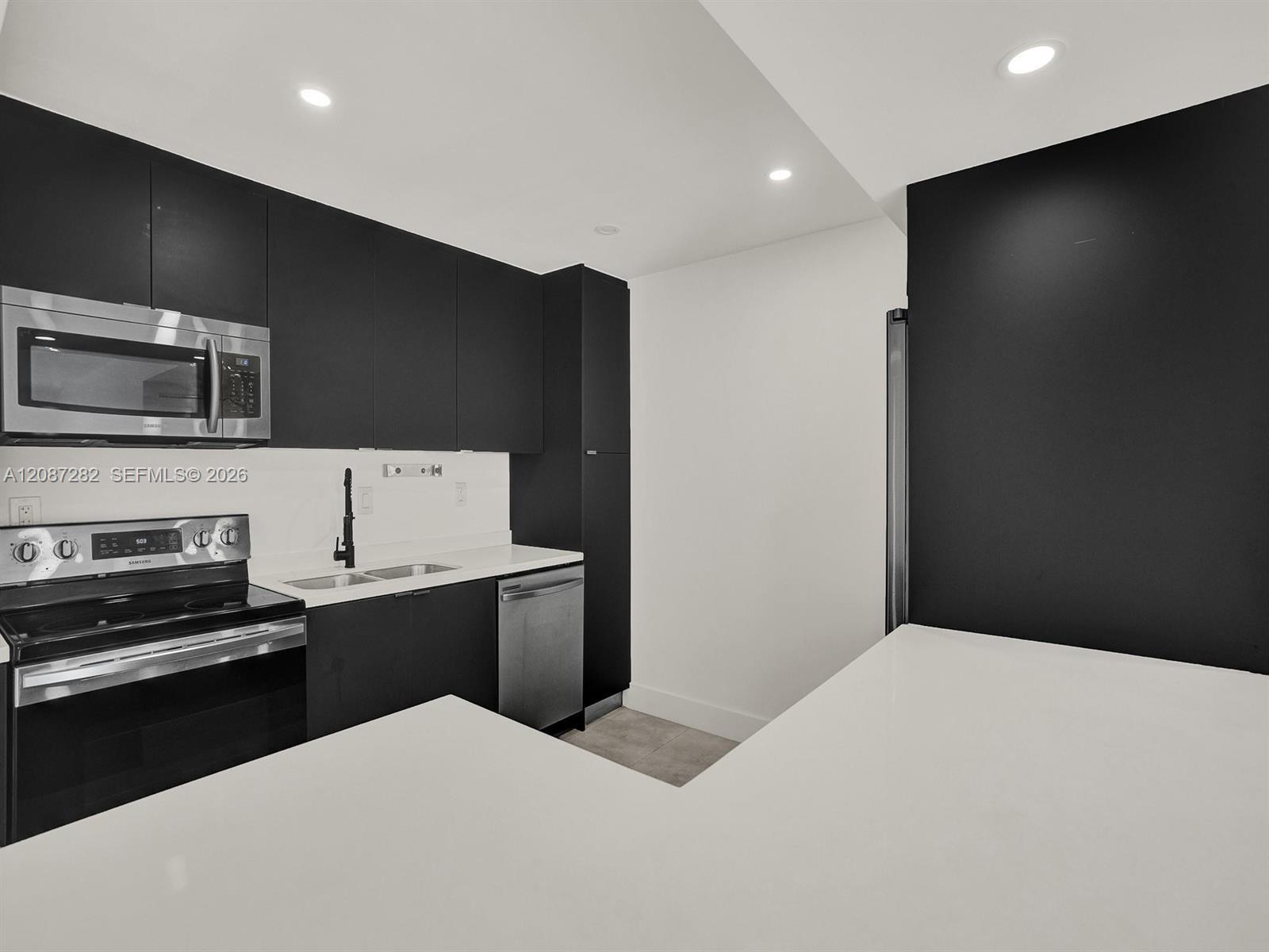7111 Miami Lakes Drive