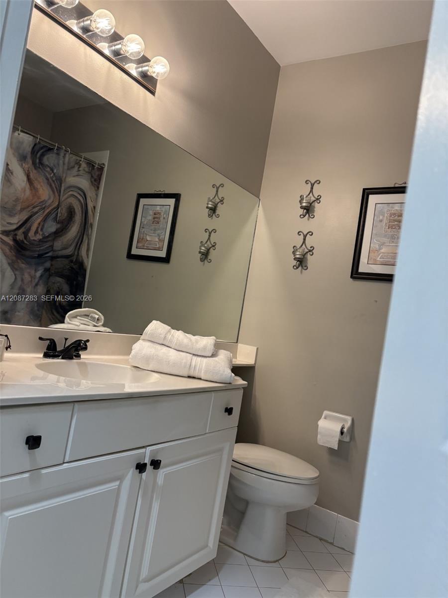 7647 Rockport Circle