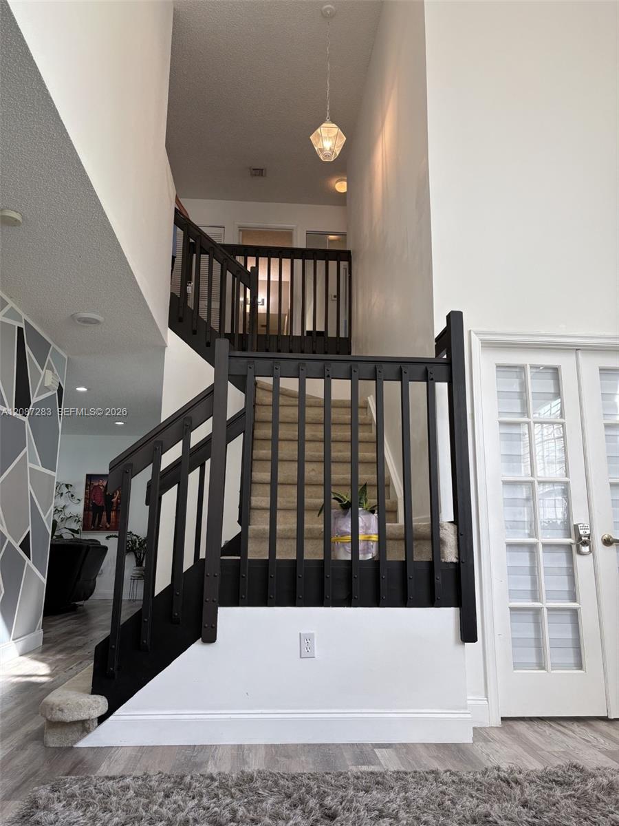 7647 Rockport Circle