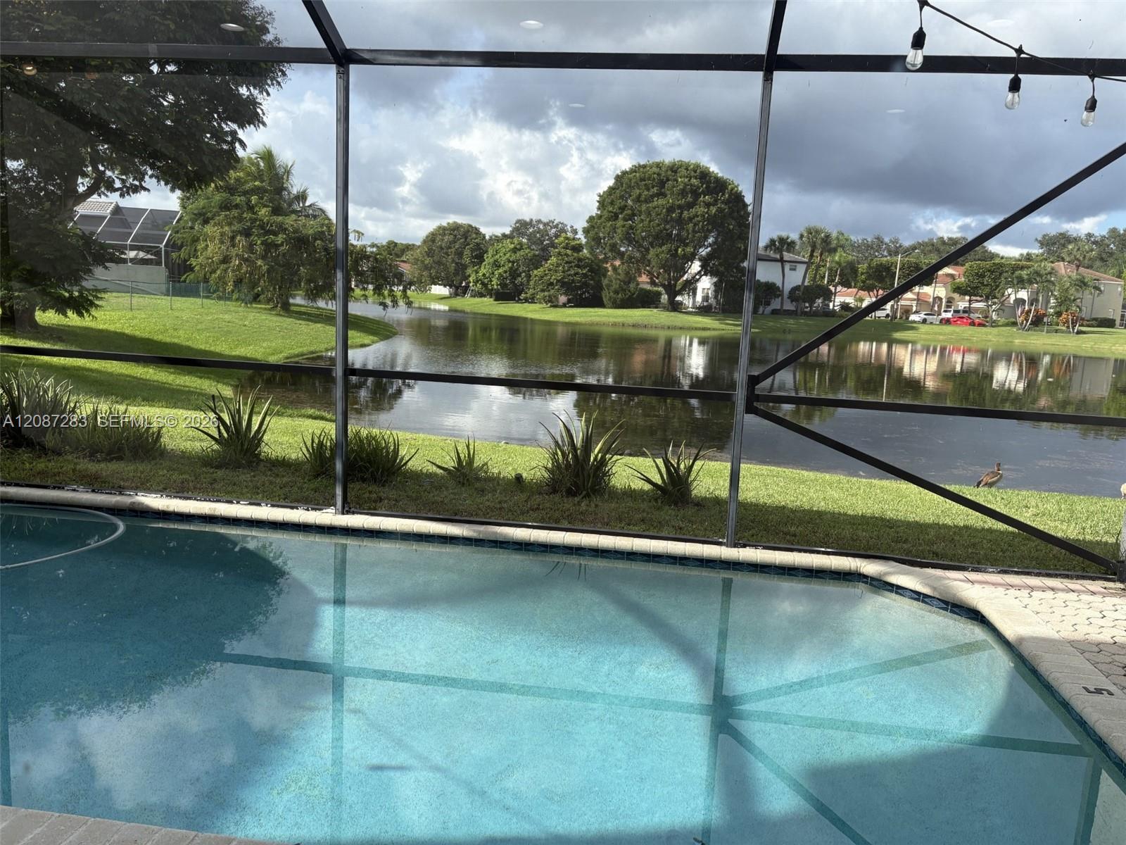 7647 Rockport Circle