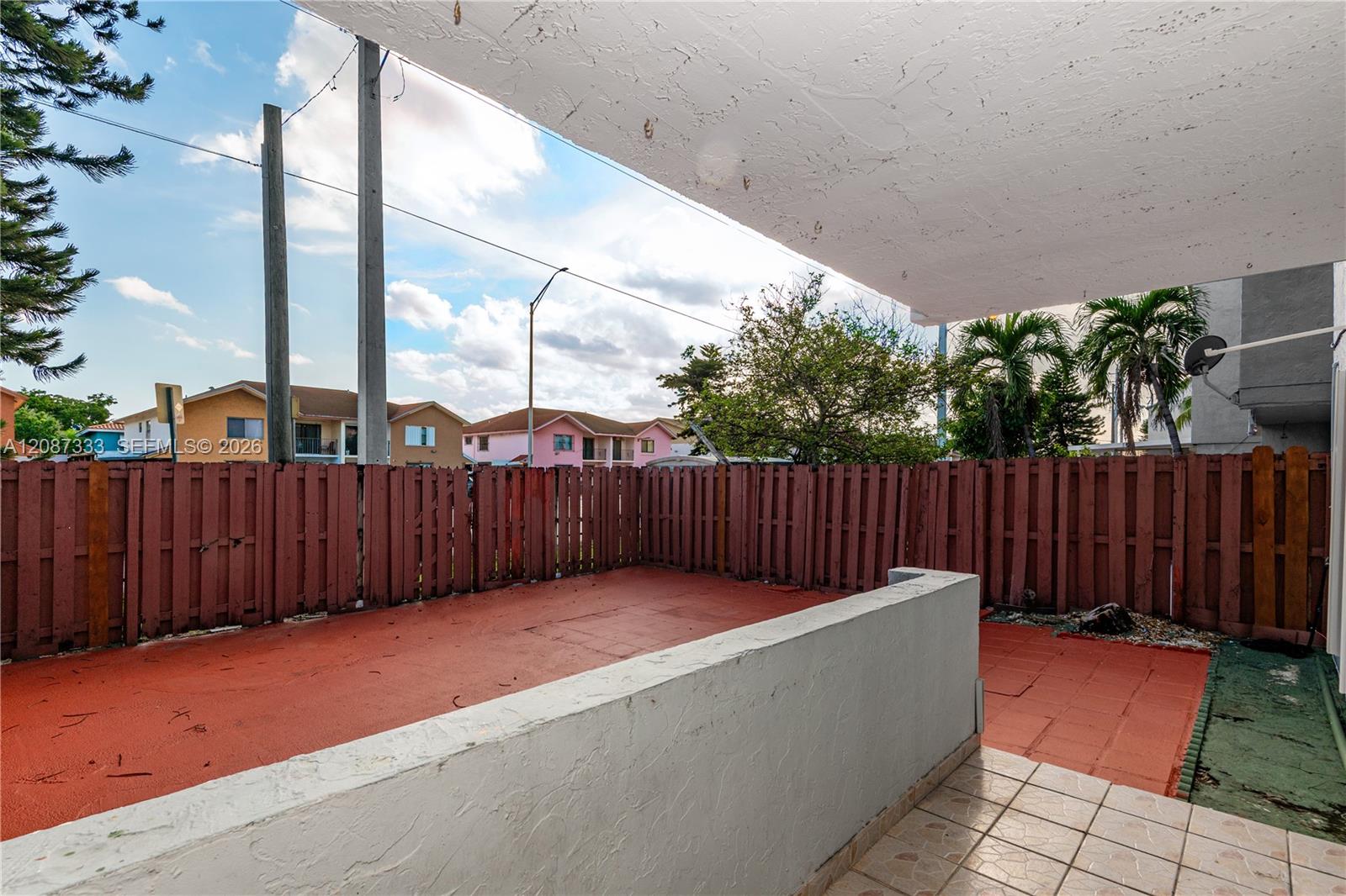 1725 W 60th Street