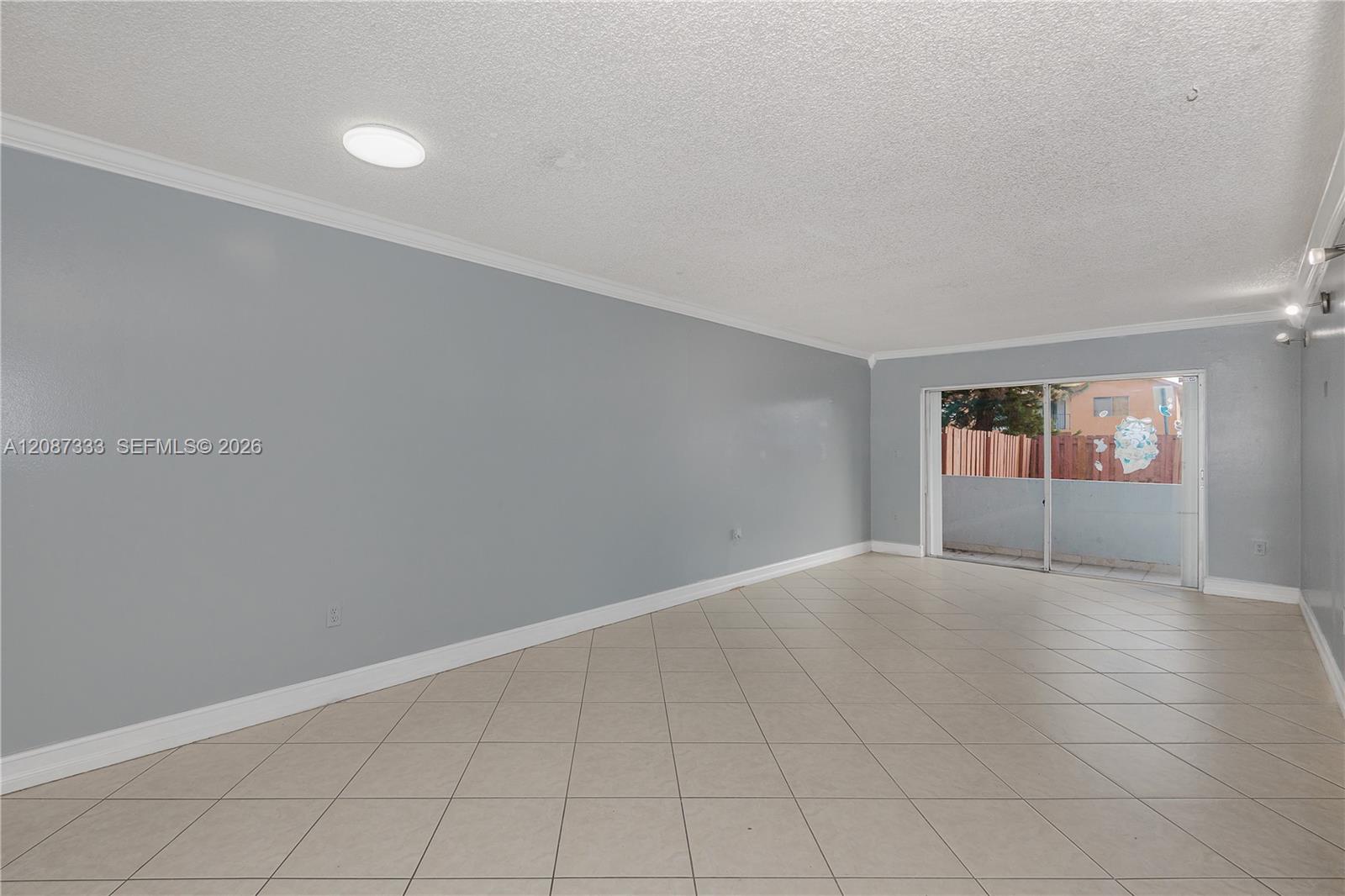 1725 W 60th Street