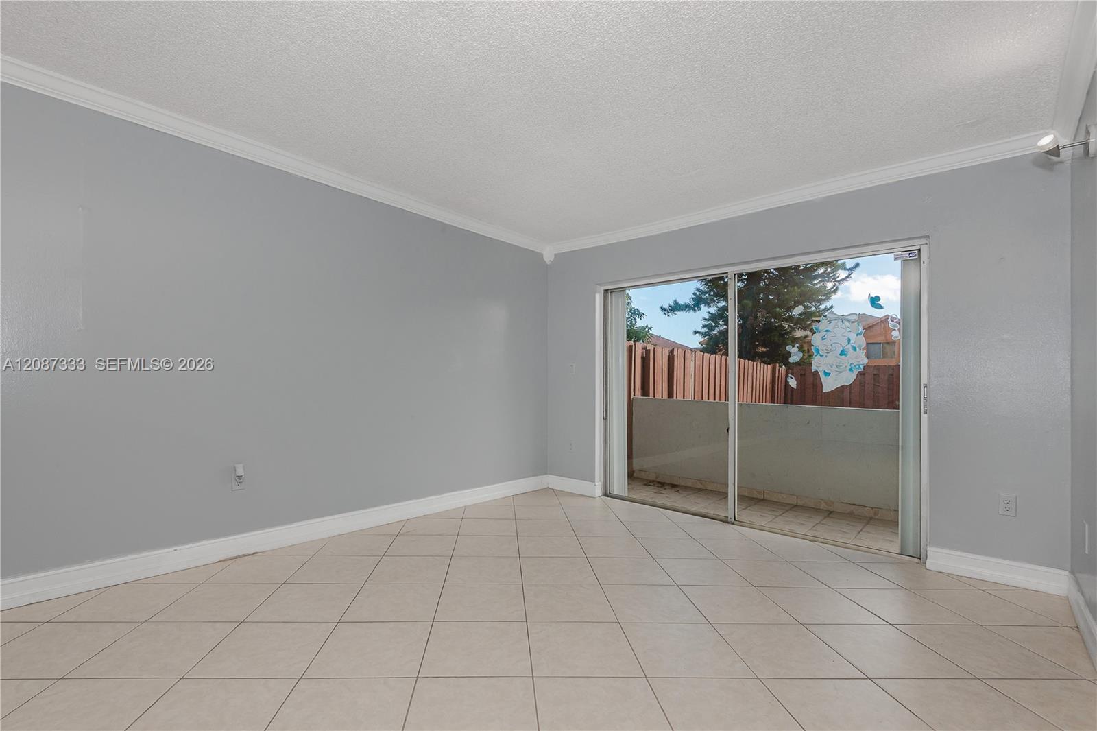 1725 W 60th Street