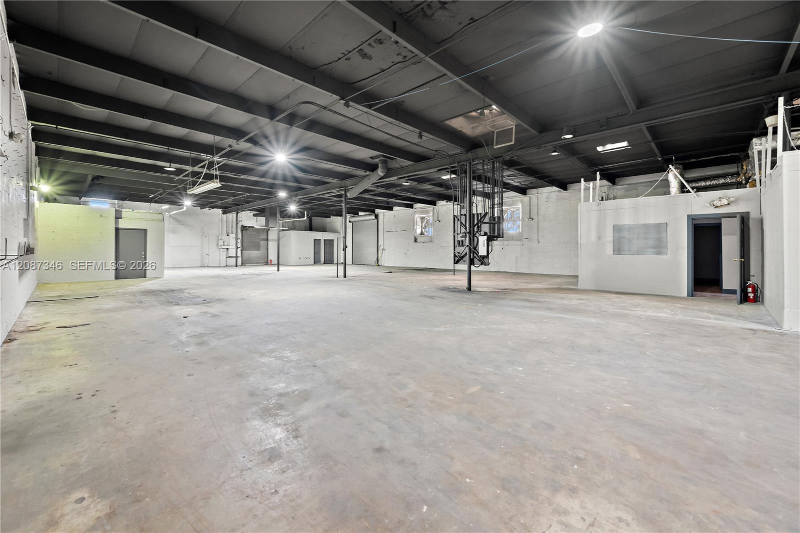 1050 E 24th Street