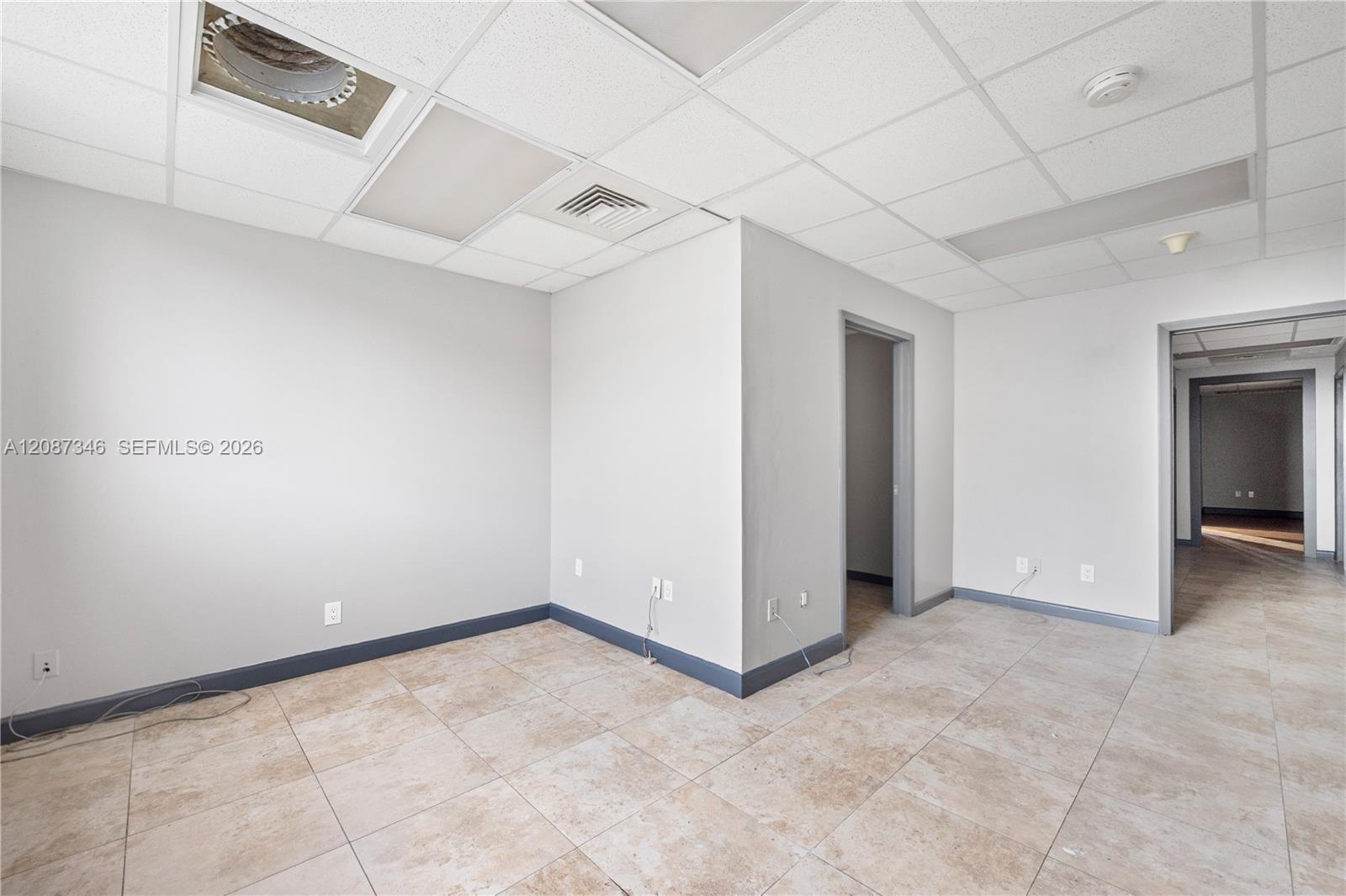 1050 E 24th Street