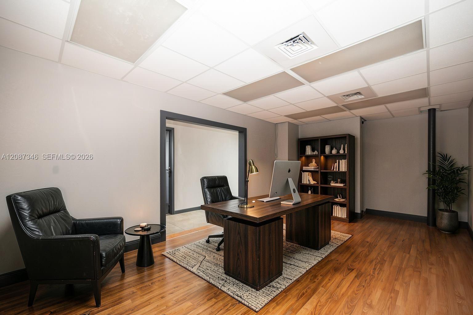 1050 E 24th Street