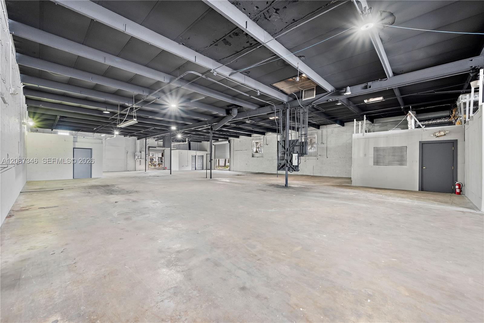 1050 E 24th Street