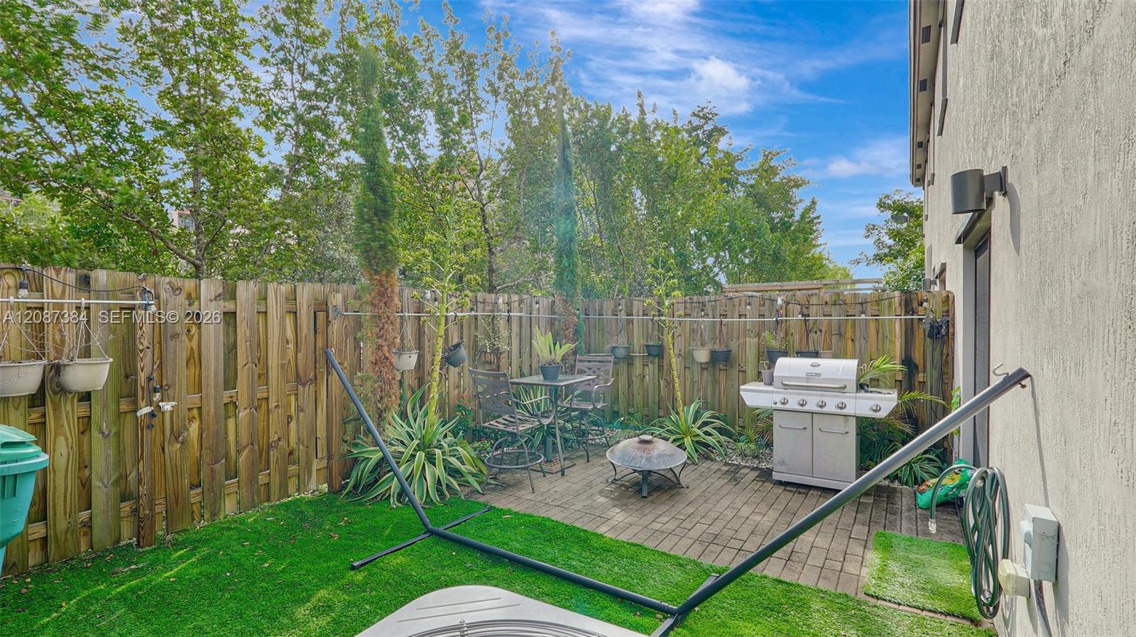 20725 NE 2nd Court
