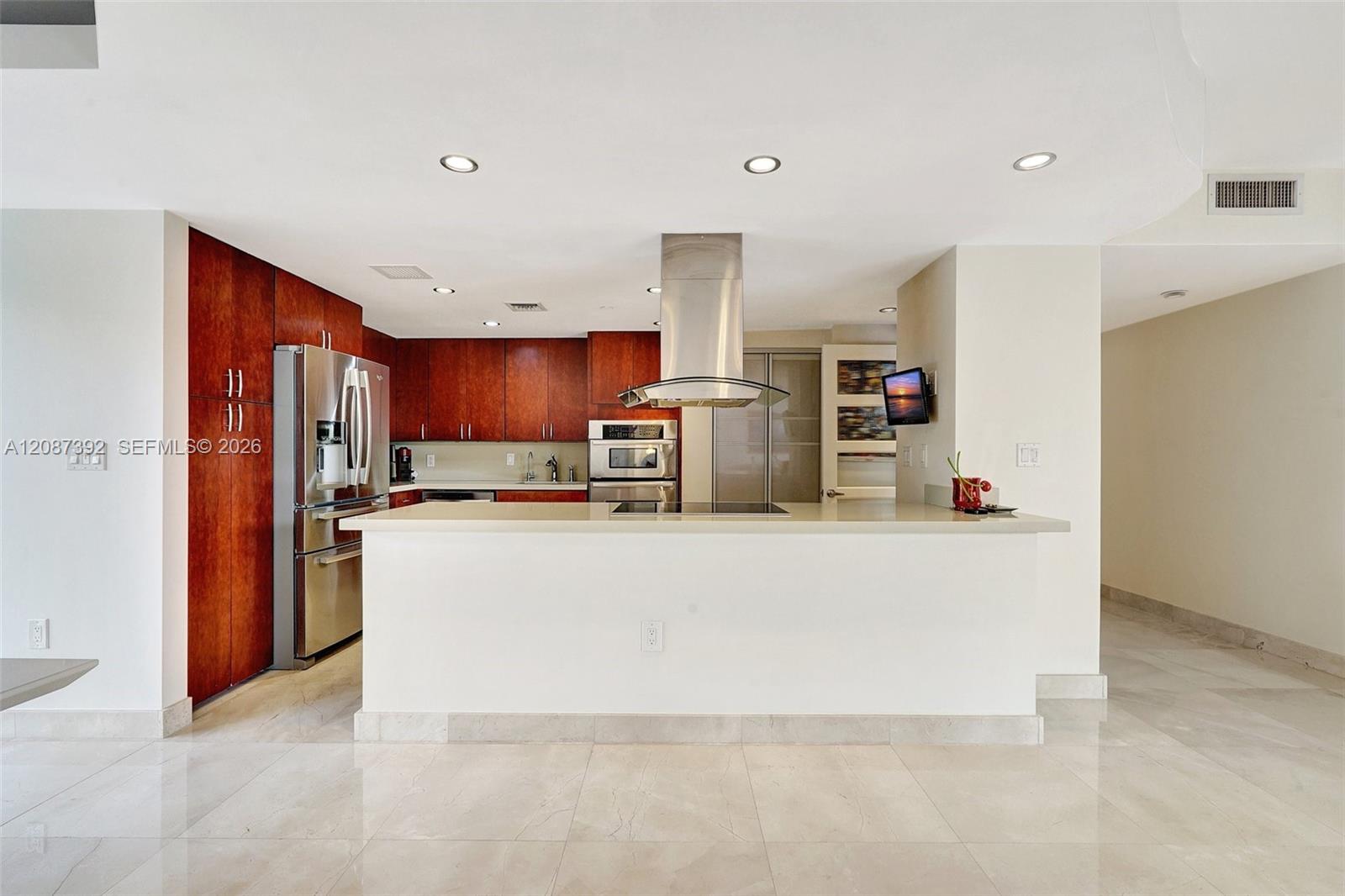 4000 Island Boulevard