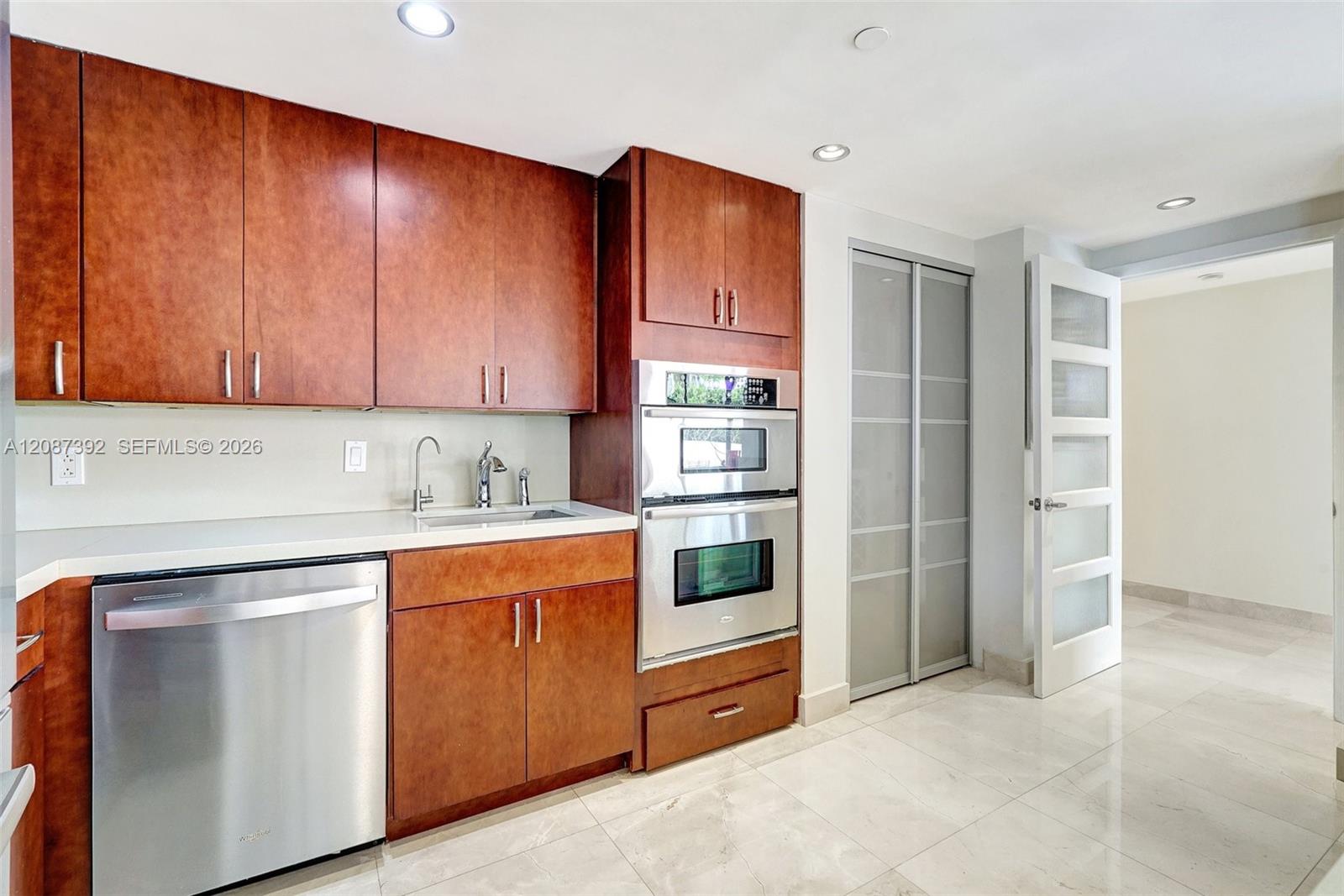 4000 Island Boulevard