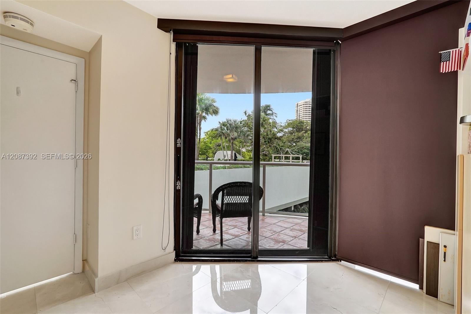 4000 Island Boulevard