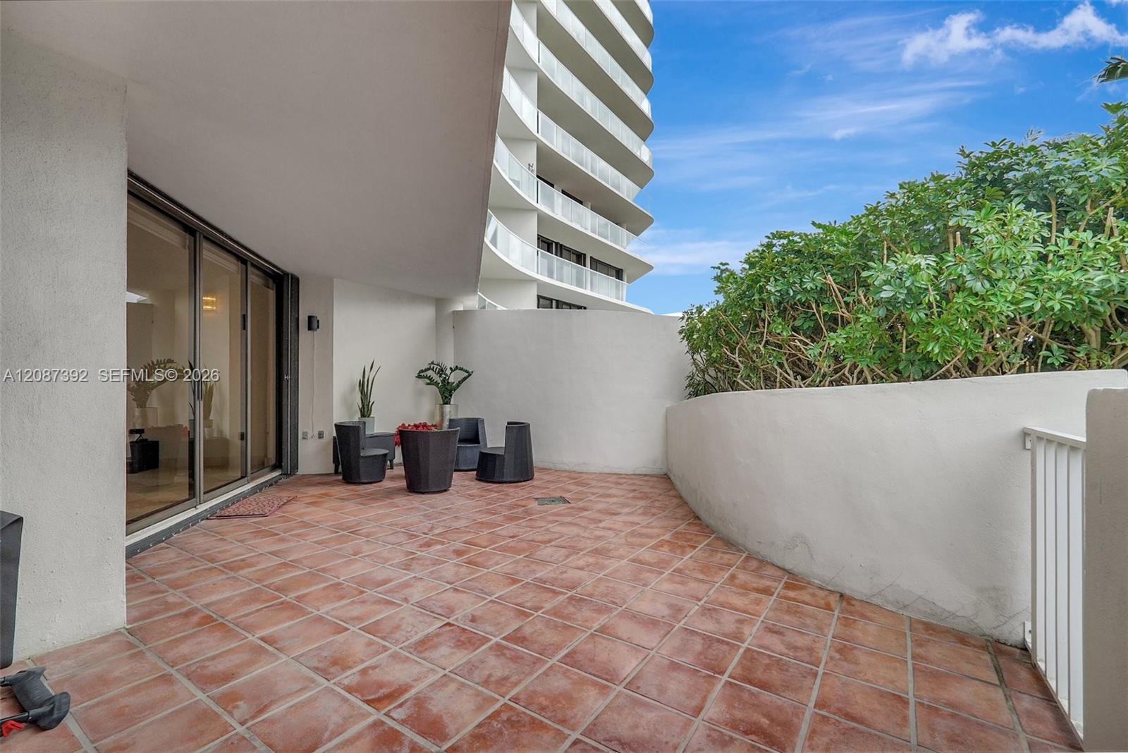 4000 Island Boulevard