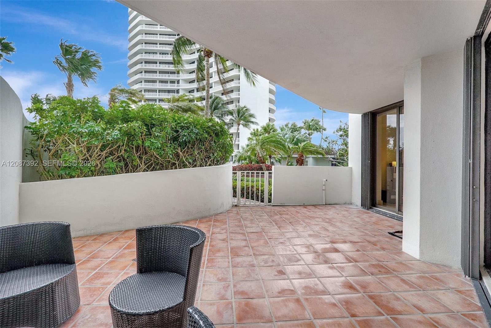 4000 Island Boulevard