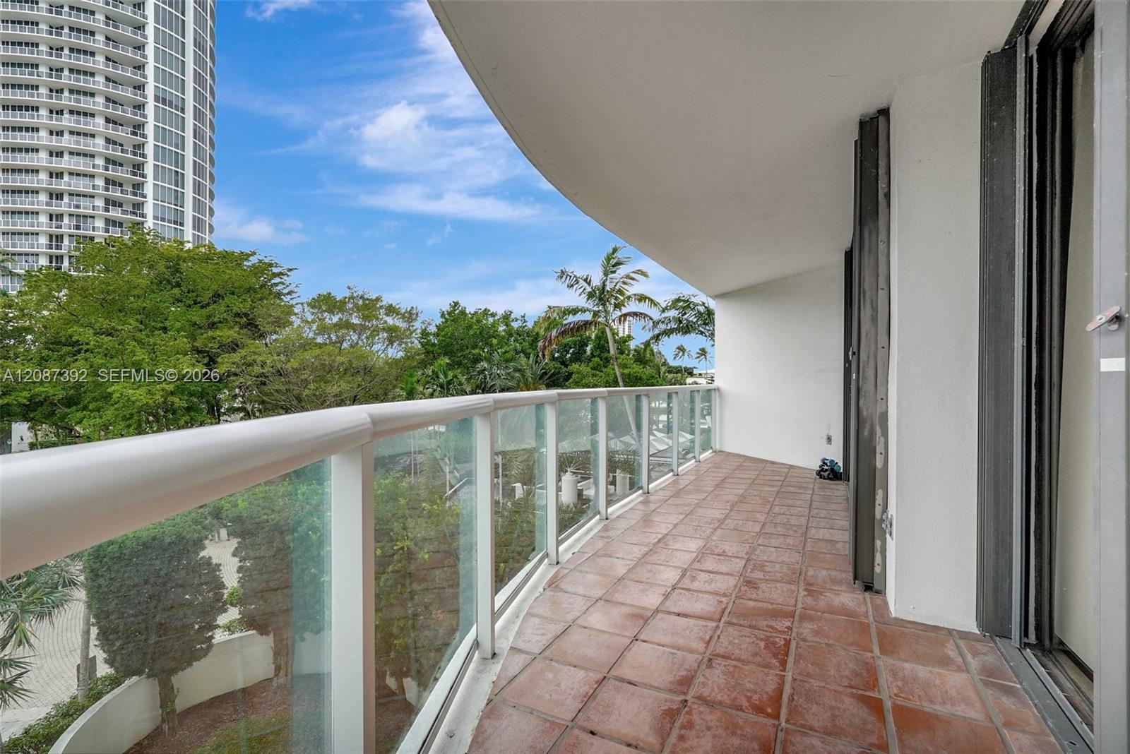 4000 Island Boulevard
