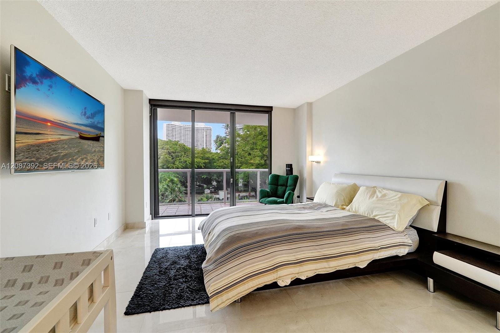 4000 Island Boulevard