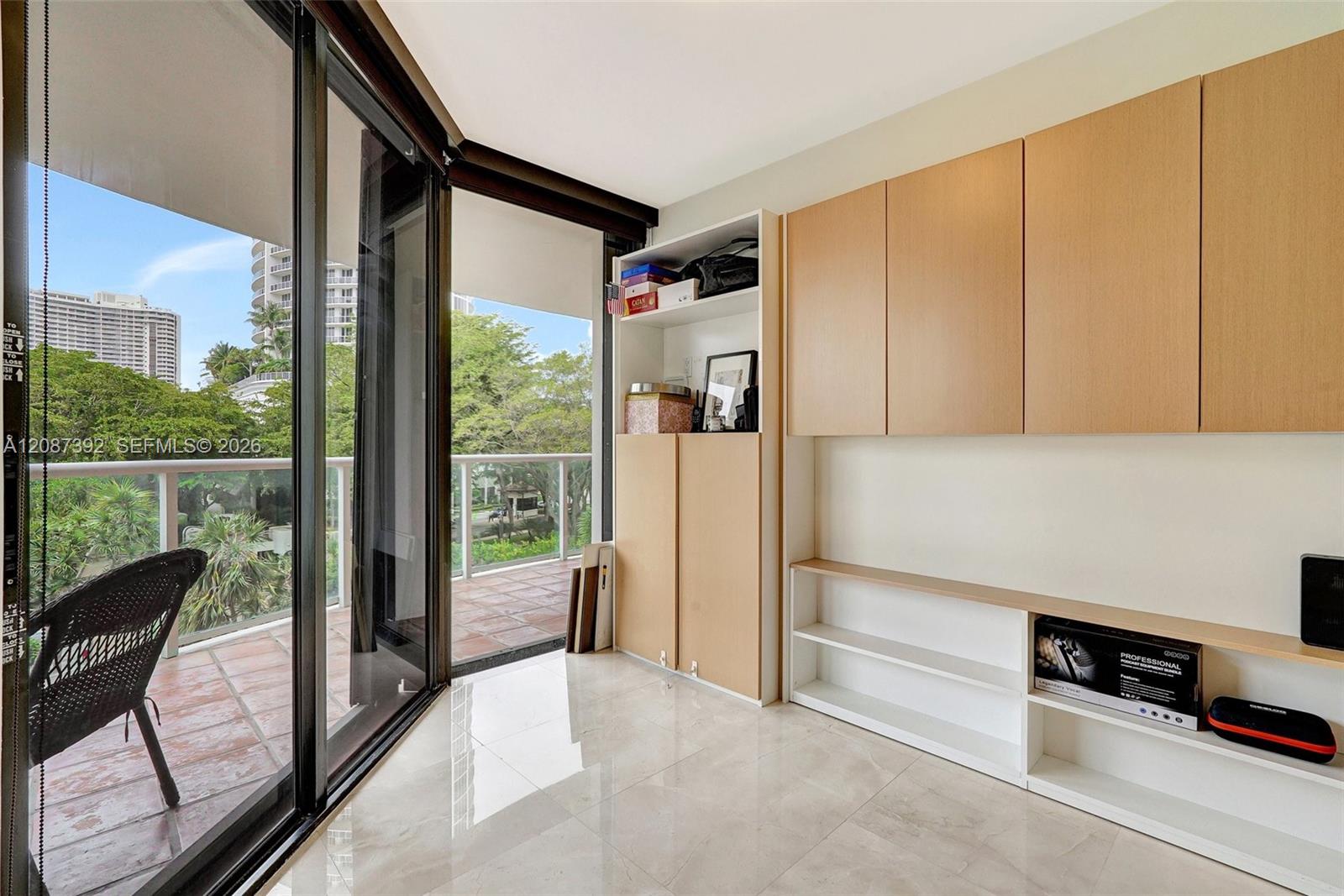 4000 Island Boulevard
