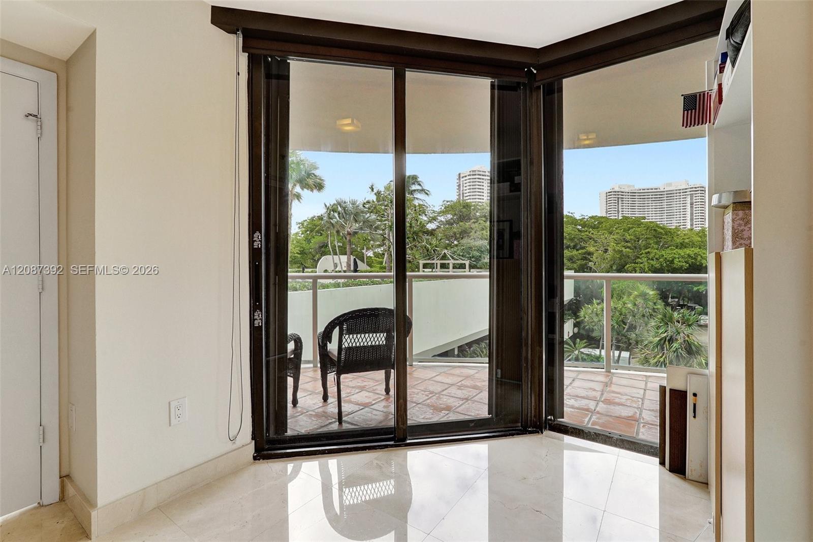 4000 Island Boulevard