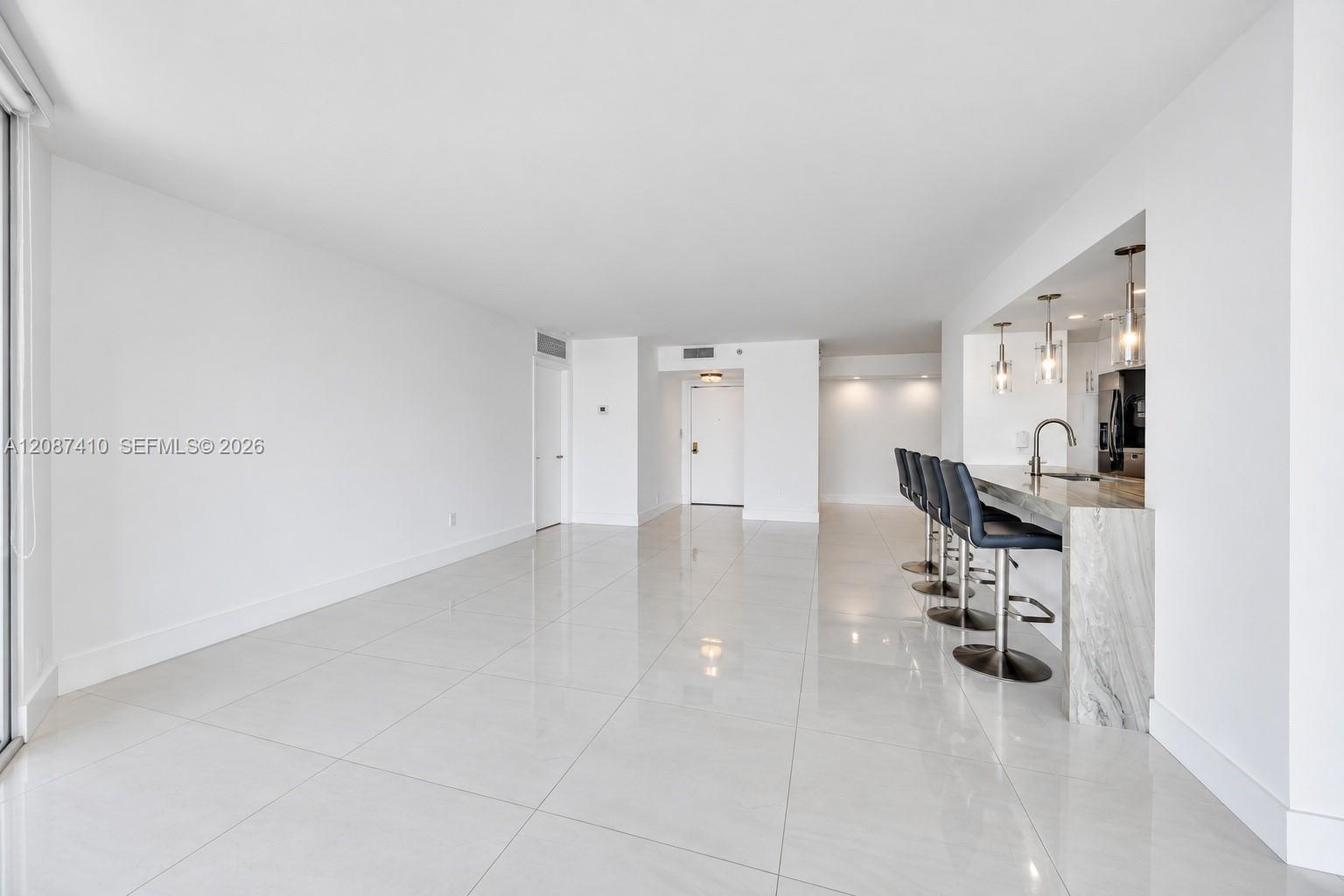 2000 Towerside Terrace