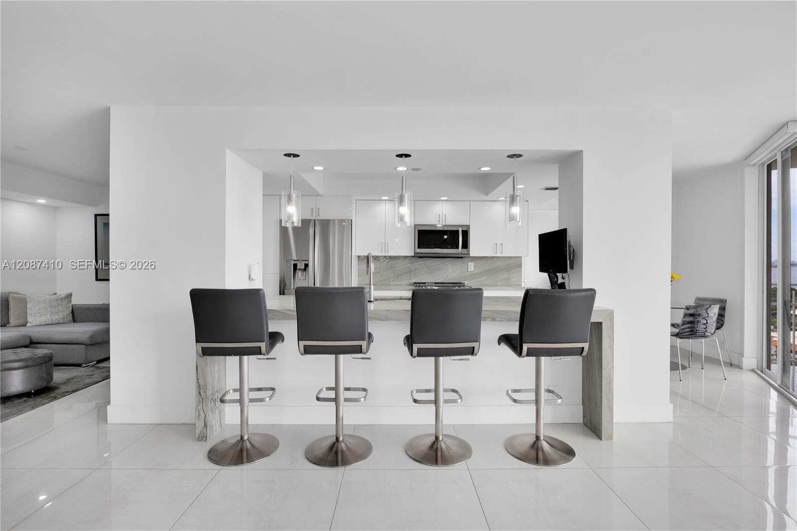 2000 Towerside Terrace