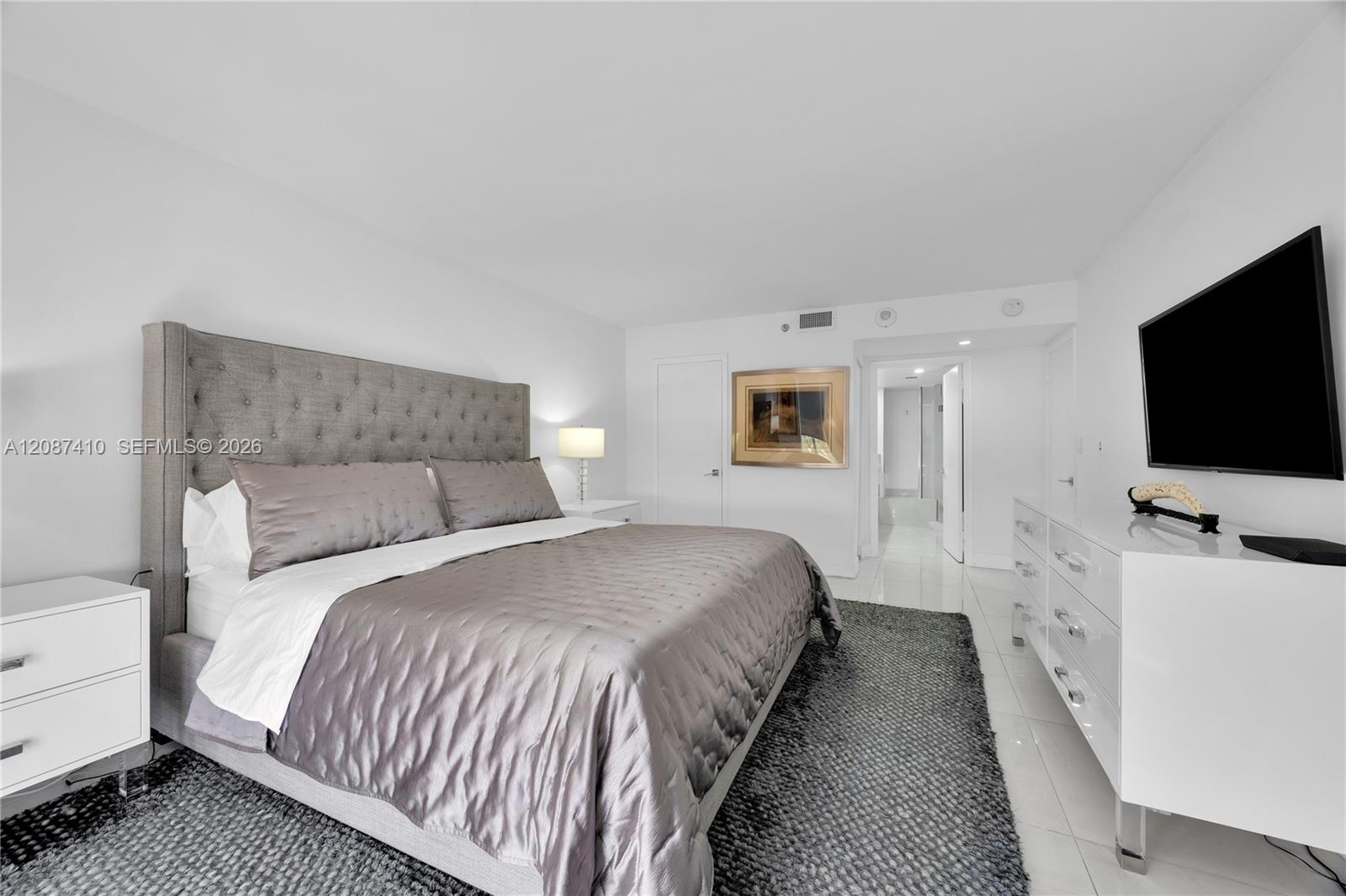 2000 Towerside Terrace